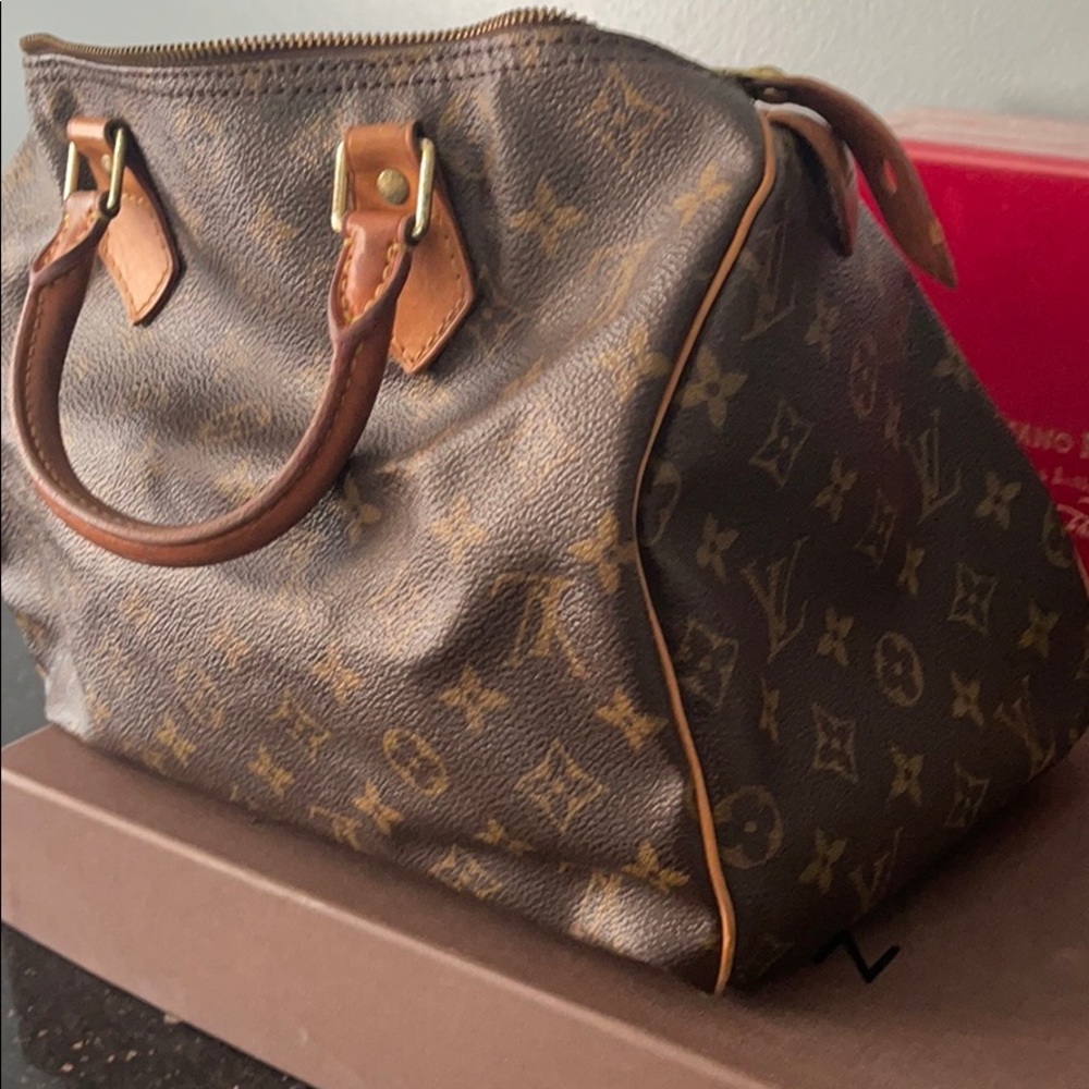 100% Authentic Louis Vuitton bag